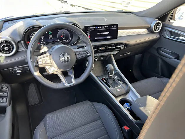 Alfa Romeo Tonale 1.3 Plug-in Hybrid Sprint Q4