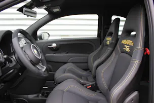 Fiat 695 Abarth 1.4 T-Jet 180 75 Anniversario