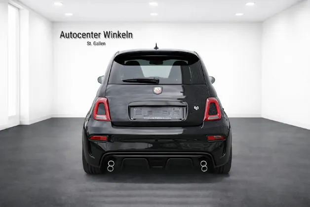 Fiat 695 Abarth 1.4 T-Jet 180 75 Anniversario