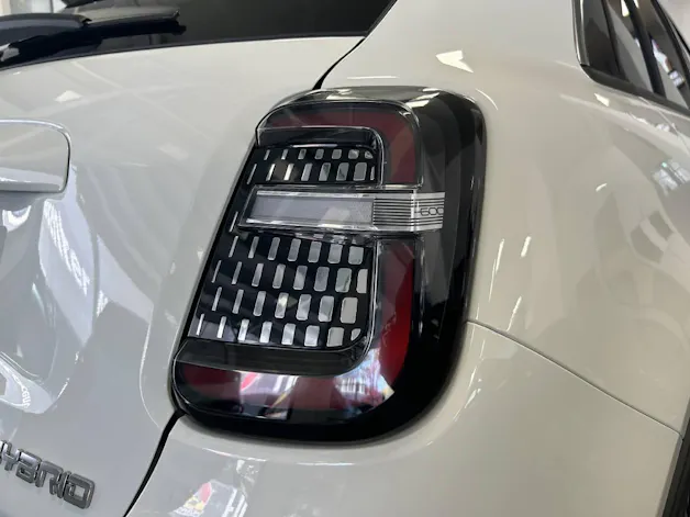 Fiat 600 1.2 Hybrid La Prima