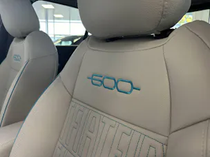 Fiat 600 1.2 Hybrid La Prima