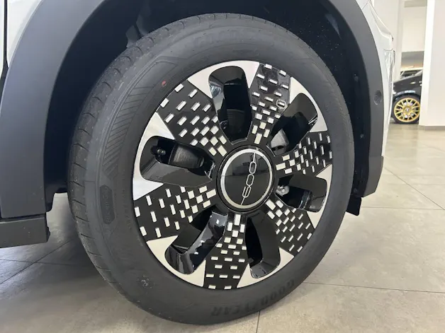 Fiat 600 1.2 Hybrid La Prima