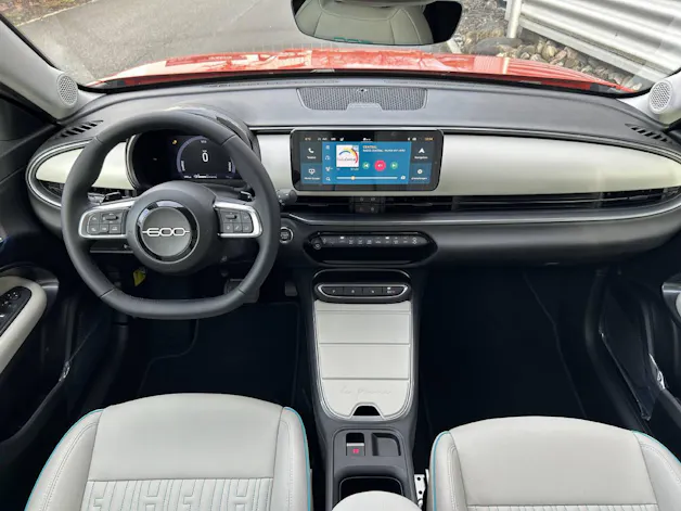 Fiat 600 1.2 Hybrid La Prima