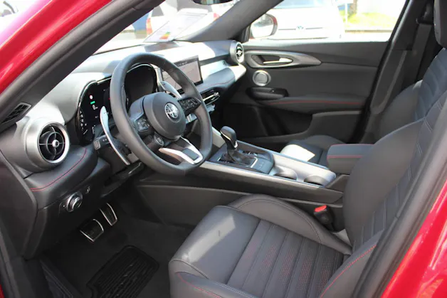 Alfa Romeo Tonale 1.3 Plug-in Hybrid Tributo Italiano Q4