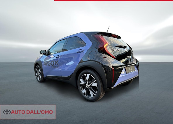 Vehicle image 3 Vehicle image 3