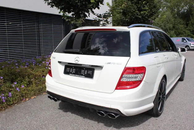 Mercedes-Benz C 63 V8 AMG Kombi