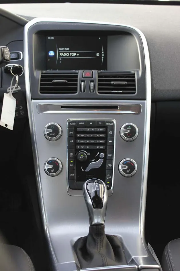Volvo XC60 2.4 D5 Kinetic AWD S/S