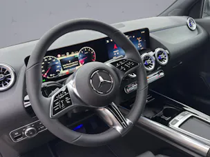 Mercedes-Benz GLA 250 Swiss Star Progressive 4matic