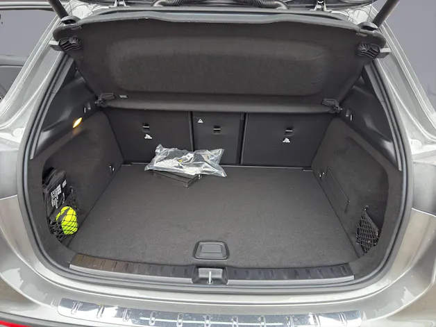 Mercedes-Benz GLA 250 Swiss Star Progressive 4matic