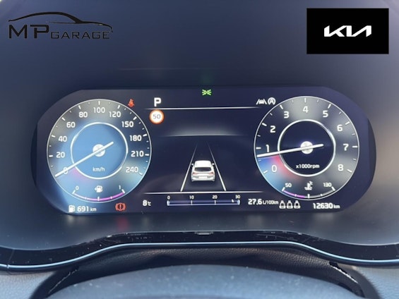 Vehicle image 9 Vehicle image 9