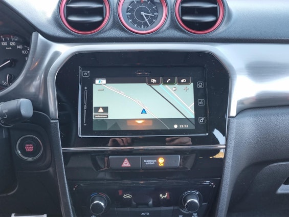 Vehicle image 10 Vehicle image 10