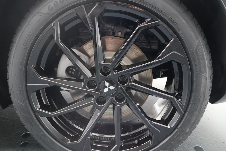 Vehicle image MITSUBISHI ECLIPSE CROSS