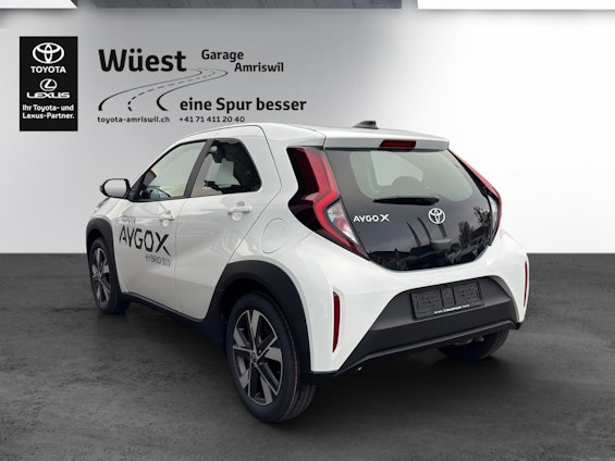 Vehicle image 2 Vehicle image 2