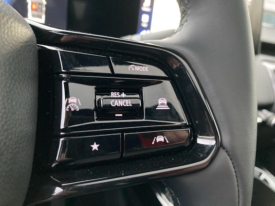 Vehicle image 11 Vehicle image 11