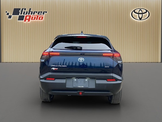 Vehicle image 4 Vehicle image 4