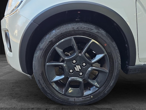 Vehicle image 8 Vehicle image 8