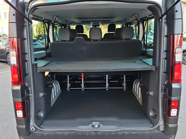 Nissan Primastar Kombi 3.0 t L2H1 2.0 dCi 170 Tekna 8Pl.