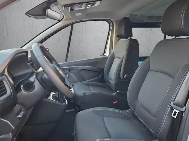 Nissan Primastar Kombi 3.0 t L2H1 2.0 dCi 170 Tekna 8Pl.