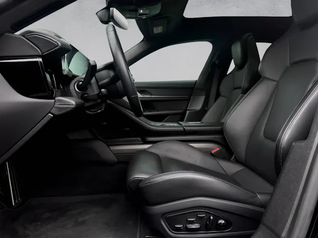 Porsche Taycan Turbo Cross Turismo