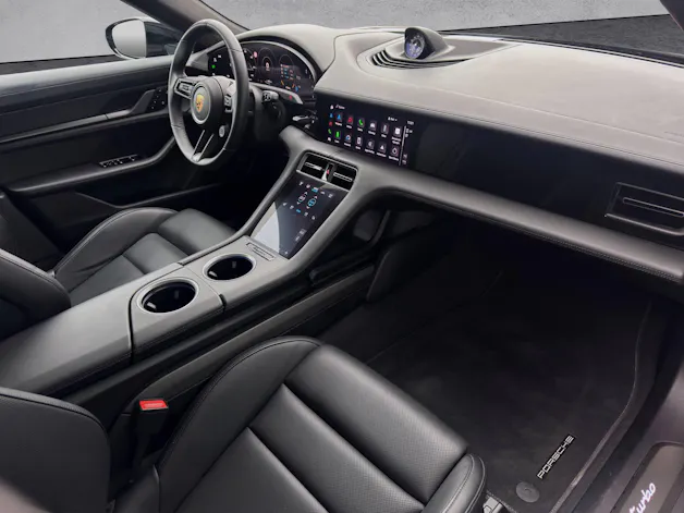 Porsche Taycan Turbo Cross Turismo