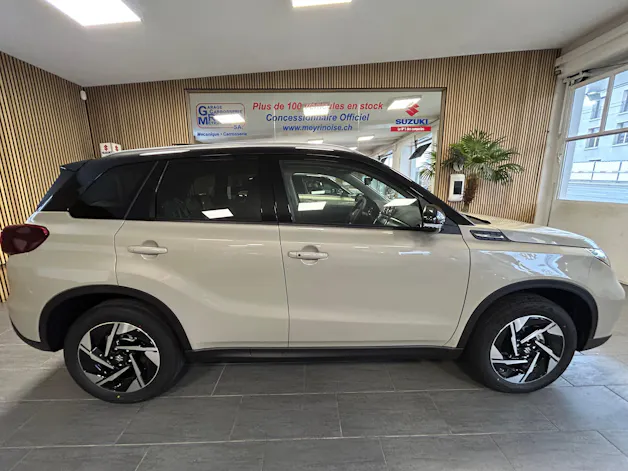 Suzuki Vitara 1.4 T Compact Top Hybrid 4x4