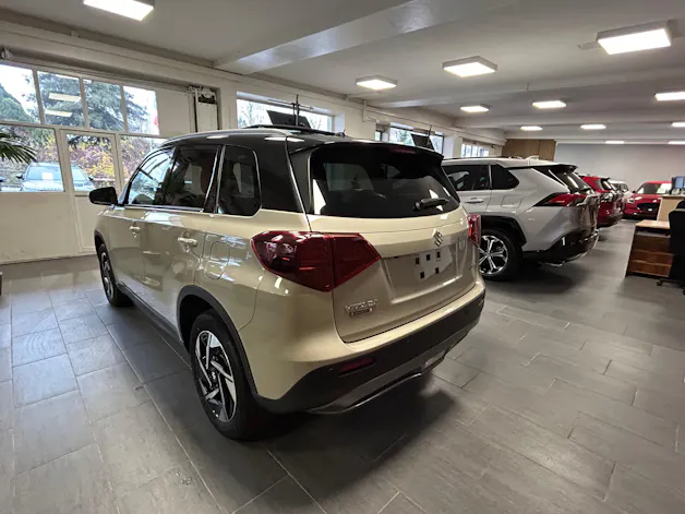 Suzuki Vitara 1.4 T Compact Top Hybrid 4x4