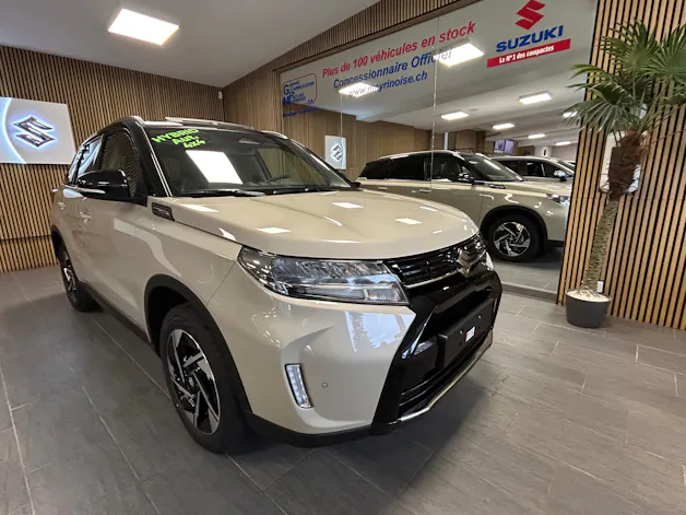 Suzuki Vitara 1.4 T Compact Top Hybrid 4x4