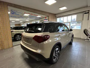 Suzuki Vitara 1.4 T Compact Top Hybrid 4x4