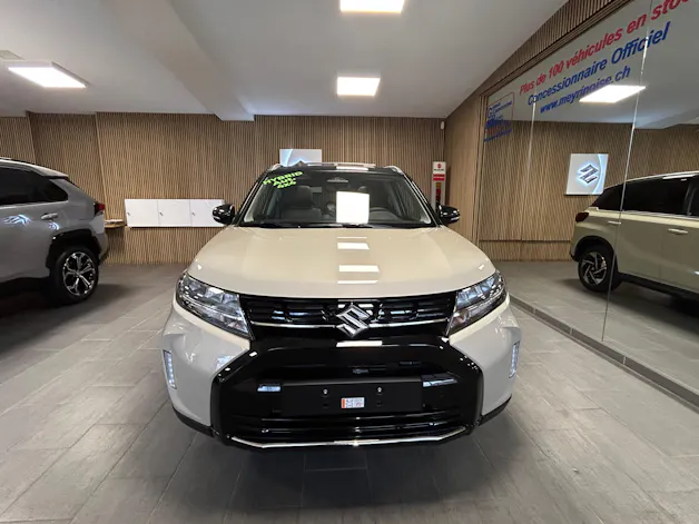 Suzuki Vitara 1.4 T Compact Top Hybrid 4x4