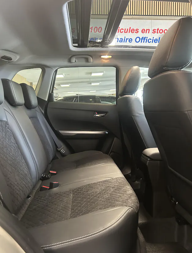 Suzuki Vitara 1.4 T Compact Top Hybrid 4x4