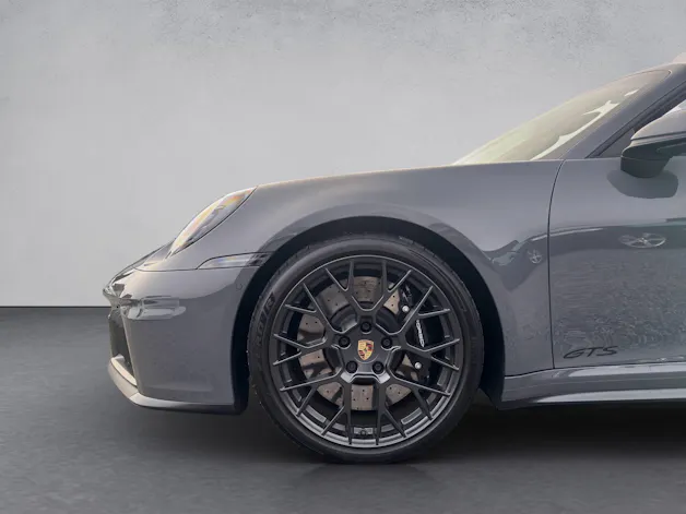 Porsche 911 Carrera 4 GTS Cabriolet