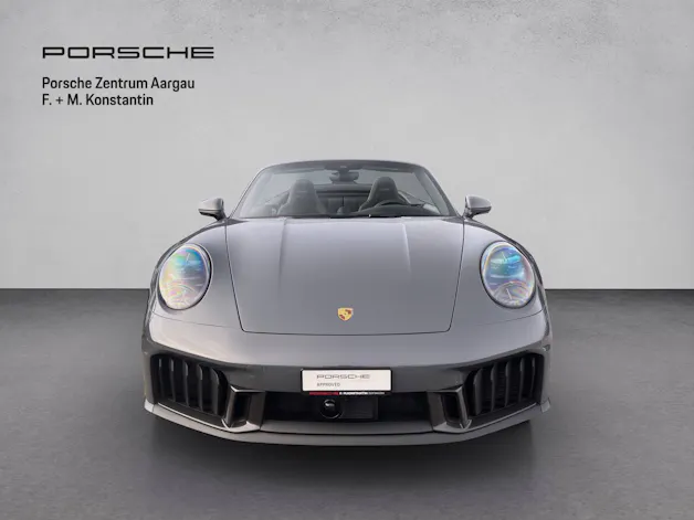 Porsche 911 Carrera 4 GTS Cabriolet