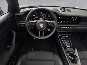 Porsche 911 Carrera 4 GTS Cabriolet