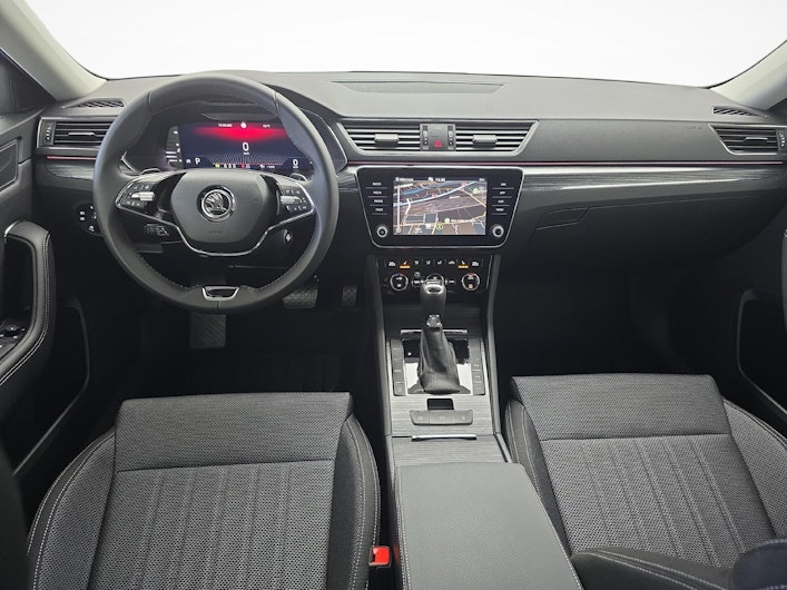 Vehicle image SKODA SUPERB