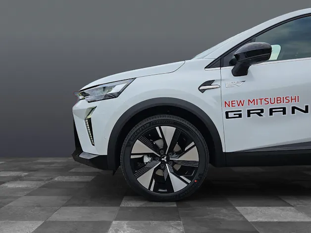 Mitsubishi Grandis 1.8 HEV Instyle "Vorführwagen"