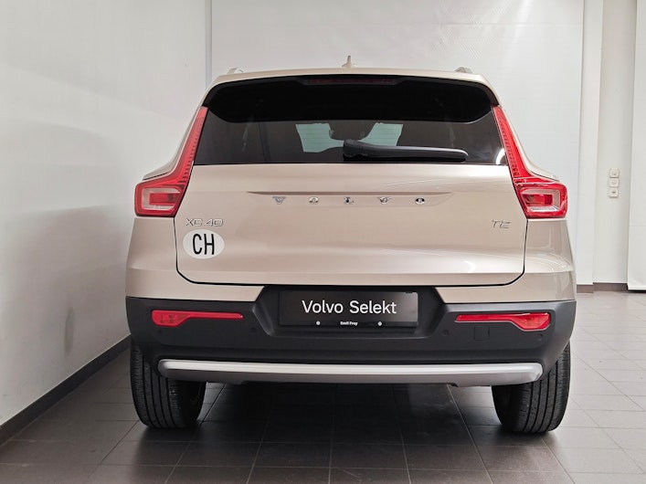 Vehicle image VOLVO XC40