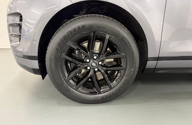 Vehicle image 4 Vehicle image 4