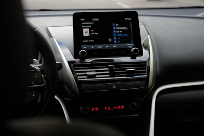 MITSUBISHI ECLIPSE CROSS 12