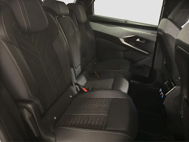 Peugeot 5008 e-Launch Edition AWD