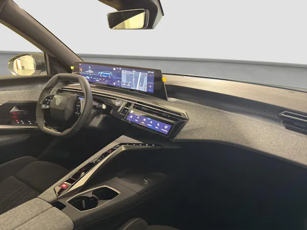 Peugeot 5008 e-Launch Edition AWD