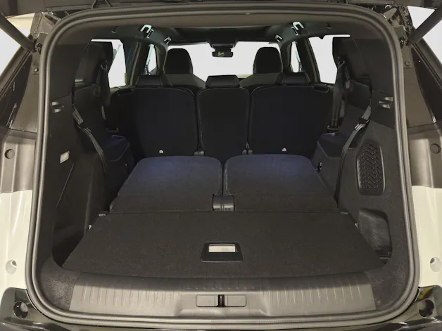 Peugeot 5008 e-Launch Edition AWD