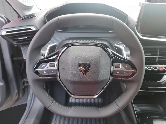 Peugeot 208 1.2 Hybrid Allure Premium