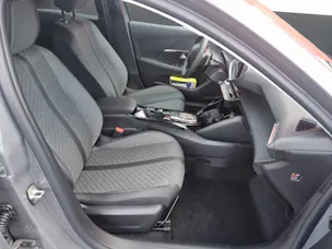 Peugeot 208 1.2 Hybrid Allure Premium