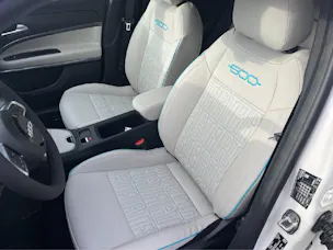 Fiat 600 1.2 Hybrid La Prima