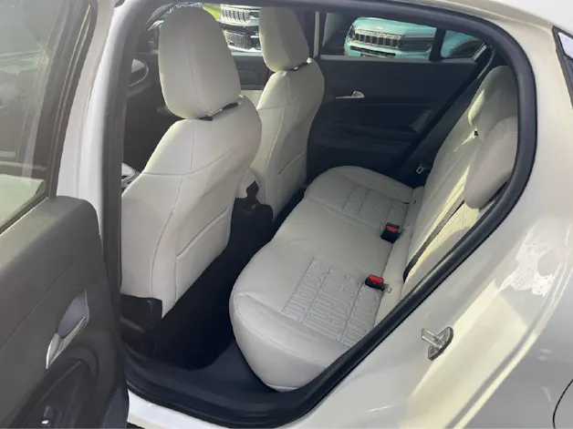 Fiat 600 1.2 Hybrid La Prima