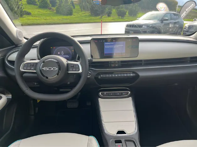 Fiat 600 1.2 Hybrid La Prima