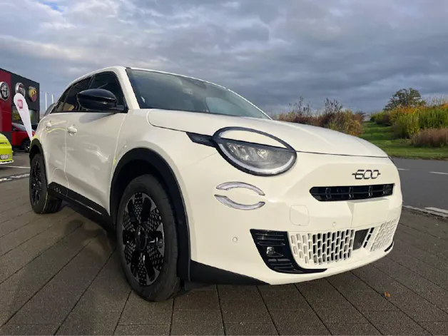 Fiat 600 1.2 Hybrid La Prima