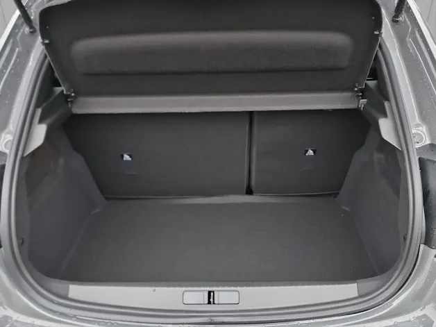 Peugeot 208 1.2 Hybrid Allure Premium