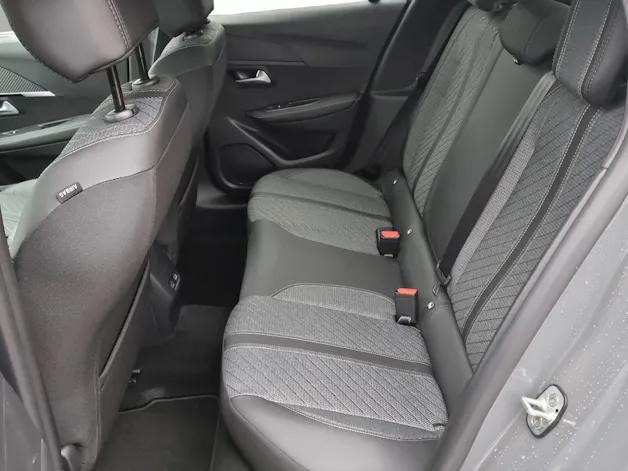 Peugeot 208 1.2 Hybrid Allure Premium