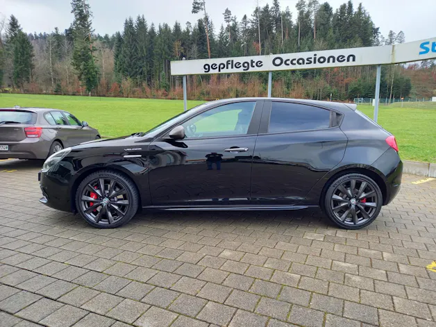 Alfa Romeo Giulietta 1750 TBi Veloce TCT